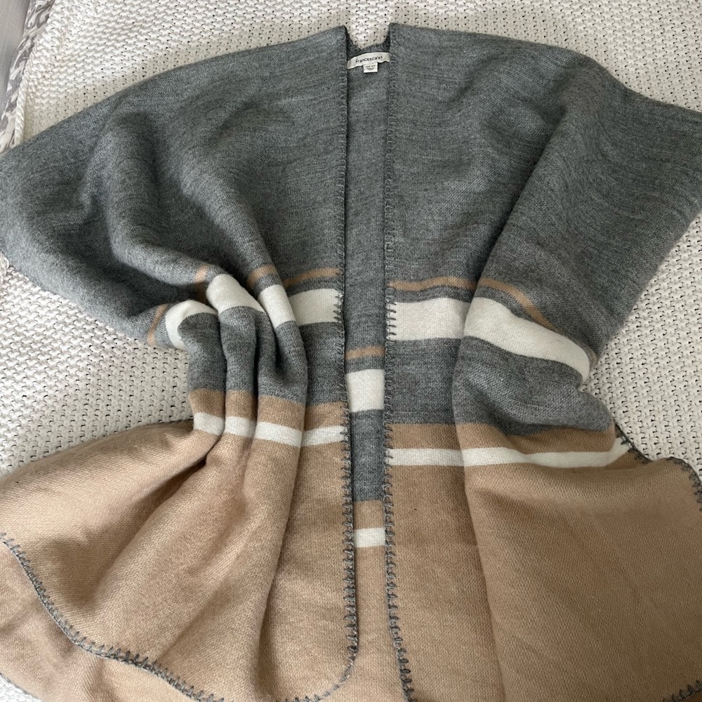 Francesca’s poncho. One size. Worn once great condition